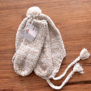 Adult Size Beanie and Mittens